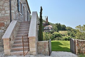 Villa il Cerro With Lake View