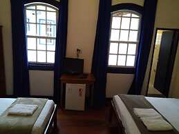 Solar Cláudio Manuel Pousada