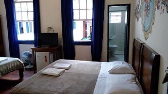 Solar Cláudio Manuel Pousada