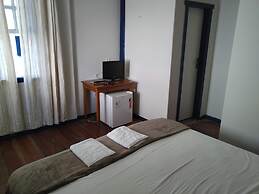 Solar Cláudio Manuel Pousada