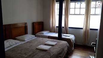 Solar Cláudio Manuel Pousada