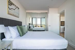 Melbourne Private Apartments - Collins Wharf Waterfront, Docklands