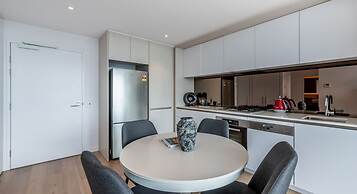 Melbourne Private Apartments - Collins Wharf Waterfront, Docklands
