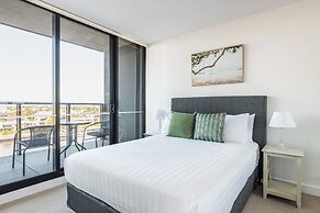 Melbourne Private Apartments - Collins Wharf Waterfront, Docklands