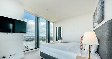 Melbourne Private Apartments - Collins Wharf Waterfront, Docklands