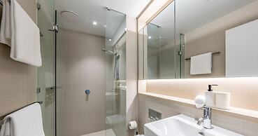 Melbourne Private Apartments - Collins Wharf Waterfront, Docklands