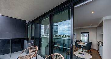 Melbourne Private Apartments - Collins Wharf Waterfront, Docklands