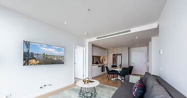Melbourne Private Apartments - Collins Wharf Waterfront, Docklands