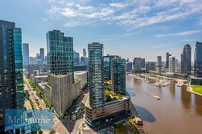 Melbourne Private Apartments - Collins Wharf Waterfront, Docklands