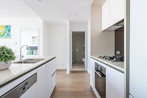 Melbourne Private Apartments - Collins Wharf Waterfront, Docklands