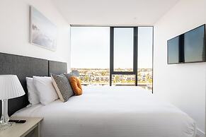 Melbourne Private Apartments - Collins Wharf Waterfront, Docklands