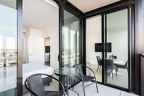 Melbourne Private Apartments - Collins Wharf Waterfront, Docklands