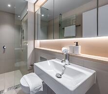 Melbourne Private Apartments - Collins Wharf Waterfront, Docklands