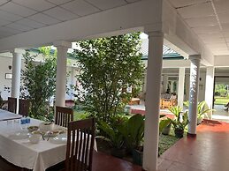 Siloonaa Garden Villa