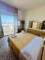 Hotel Columbia Frontemare