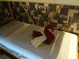 Little Hotel - Hostel