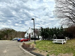 Solano Inn