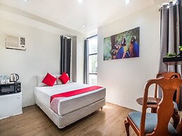 OYO 443 Maria Cristina Arcade Suites