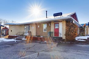 Hotel Bethel - Fort MacLeod, AB