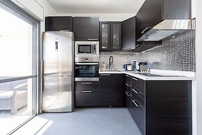 Beautiful Apt by the Beach - 2BDR- TL38