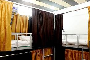 Hotel 4 U Rishikesh - Hostel