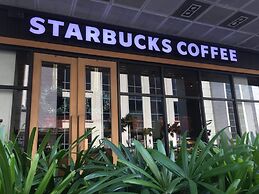 Condo 101 Newport Boulevard