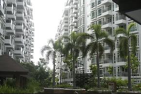 Condo 101 Newport Boulevard