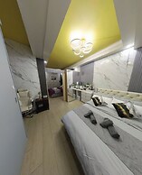 Condo 101 Newport Boulevard