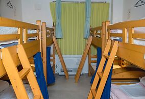 Guest House Proof Point - Hostel