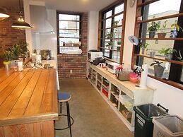 Guest House Proof Point - Hostel