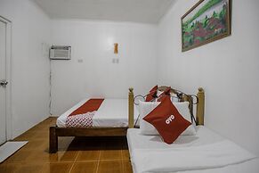 OYO 741 Sierra Travellers Inns