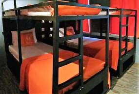 Capsleep Cihampelas - Hostel