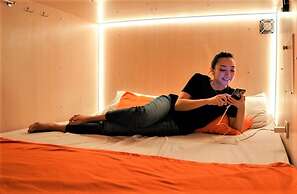 Capsleep Cihampelas - Hostel