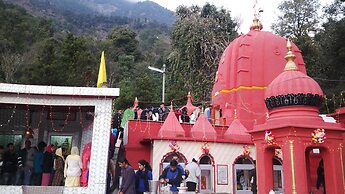 Highland Village Resort