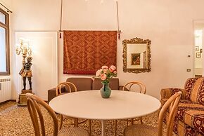 Fenice Backstage over Canal