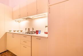 Fenice Backstage over Canal