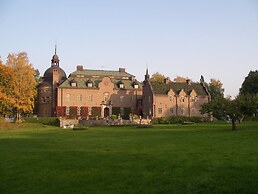 Engsholms Slott - Adults Only