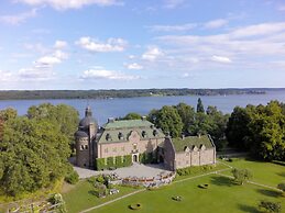 Engsholms Slott - Adults Only