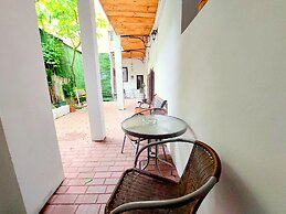 Casa Roth Apartments