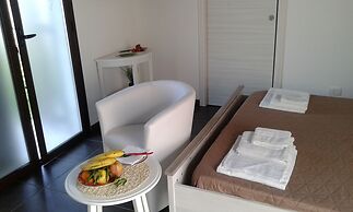 Apollonion Country House