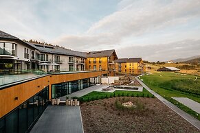 Lake Hill Resort & Spa