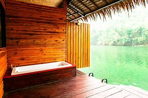 The Hub Erawan Resort