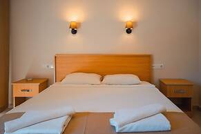 Kalia Beach Hotel Side