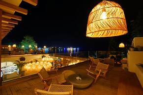 Kalia Beach Hotel Side