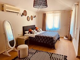 Kalia Beach Hotel Side