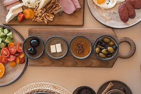 Kalia Beach Hotel Side