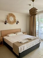 Kalia Beach Hotel Side