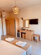 Kalia Beach Hotel Side