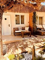 Kalia Beach Hotel Side