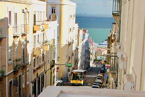 Apartment Balcony and River View in Alfama